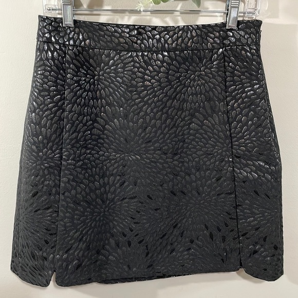 LOFT Metallic Shimmer Jacquard Floral Embossed Black Skirt 4 - Picture 1 of 14
